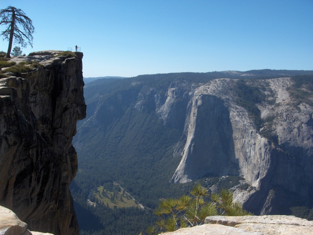 Taft Point Trail