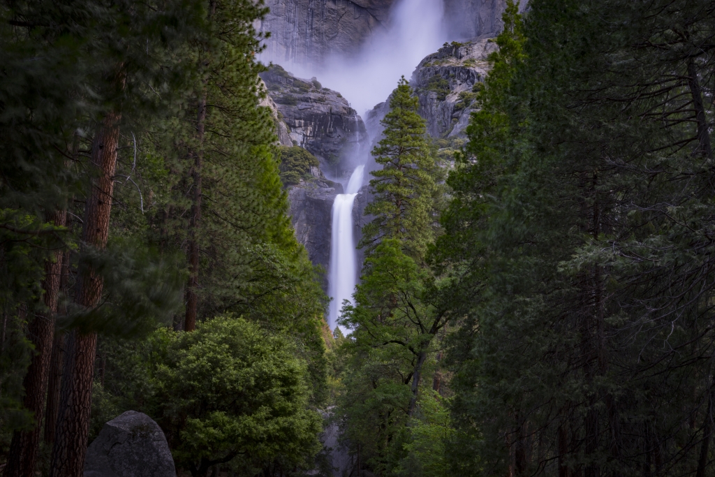 Lower Yosemite Falls Trail