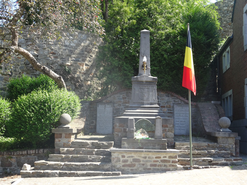 Monument aux victimes des deux guerres de Dalhem