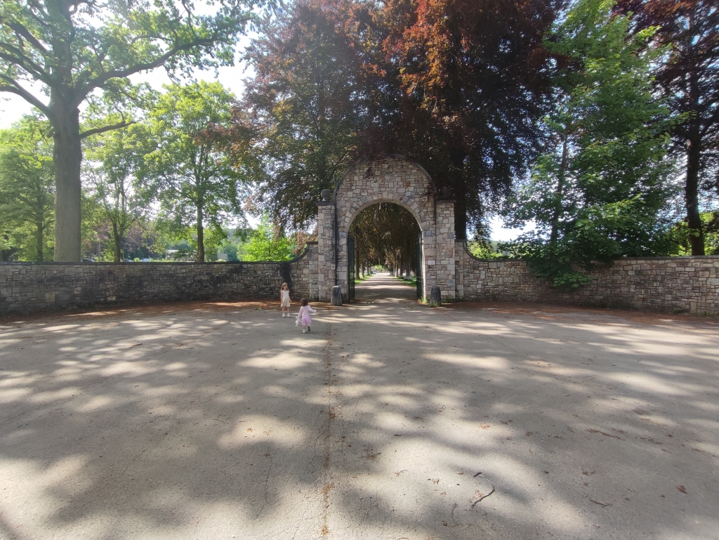 Le Château de Farnières