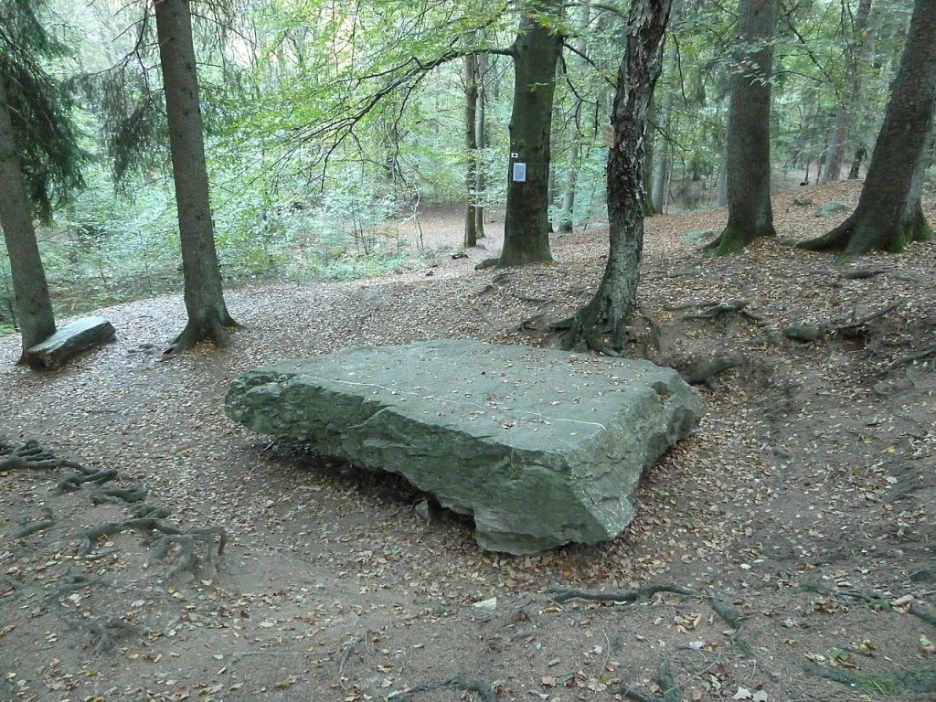 Solwaster et ses Pierres mystérieuses